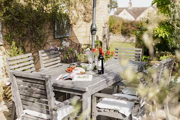 Enjoy al fresco dining.