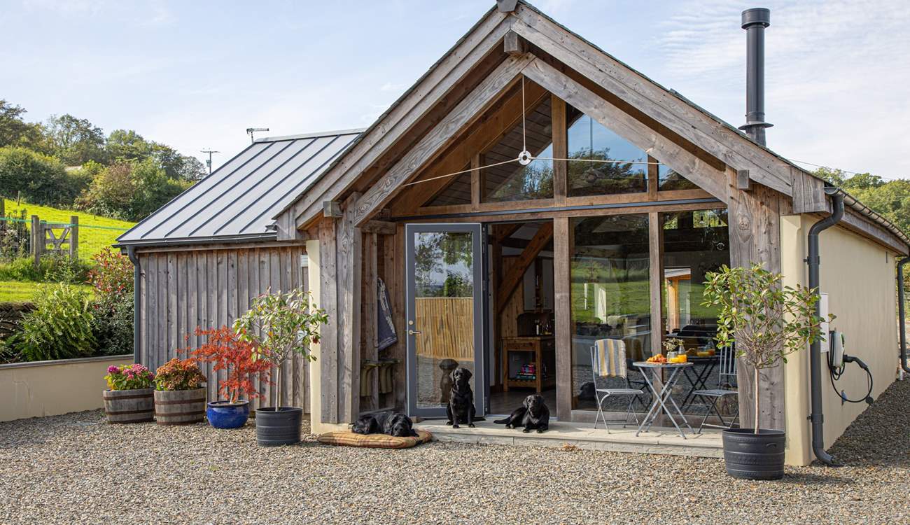 The perfect abode no matter the season.