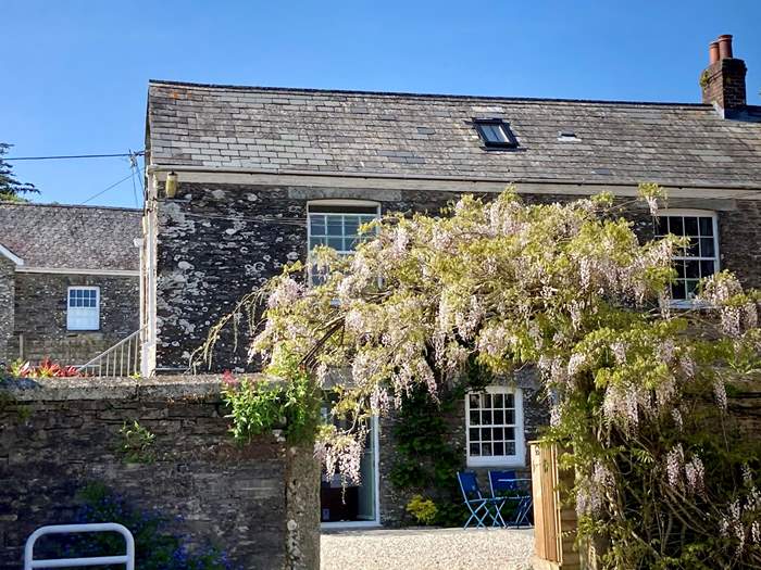 Laundry Cottage, Sleeps 4 in Wadebridge