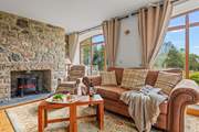 ........and relax in front of the no-mess wood-burner effect electric stove. Perfect for those cosy nights in.