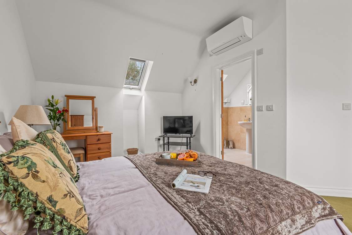 Looking into your en suite from bedroom two - now with 'zip and link' (super-king or twin) beds.