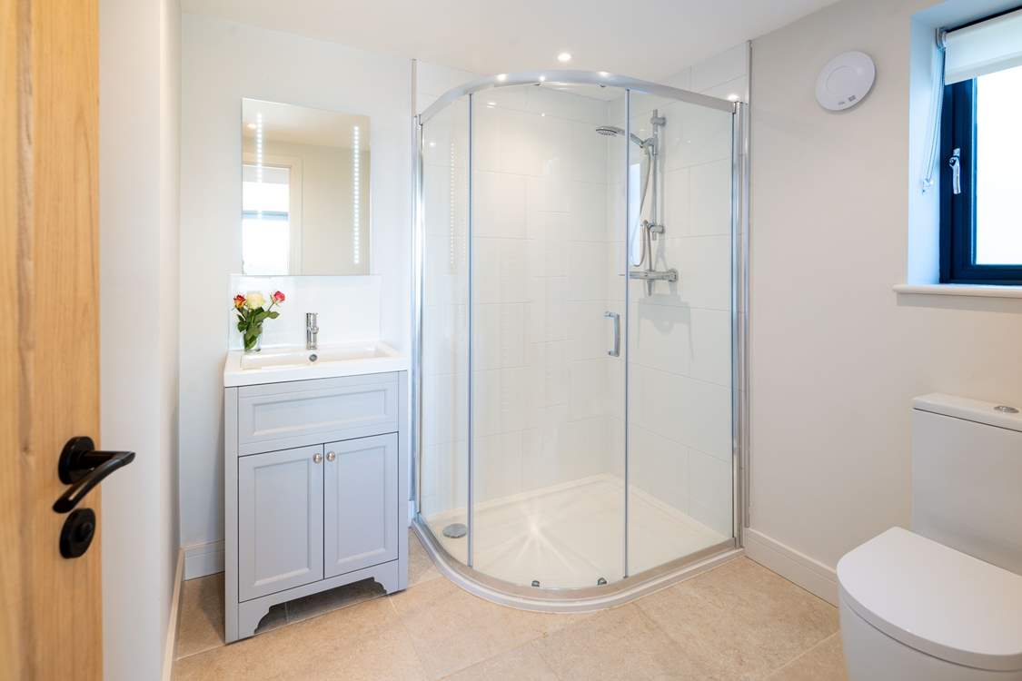 Sleek and stylish en suite shower-room for Bedroom 1.