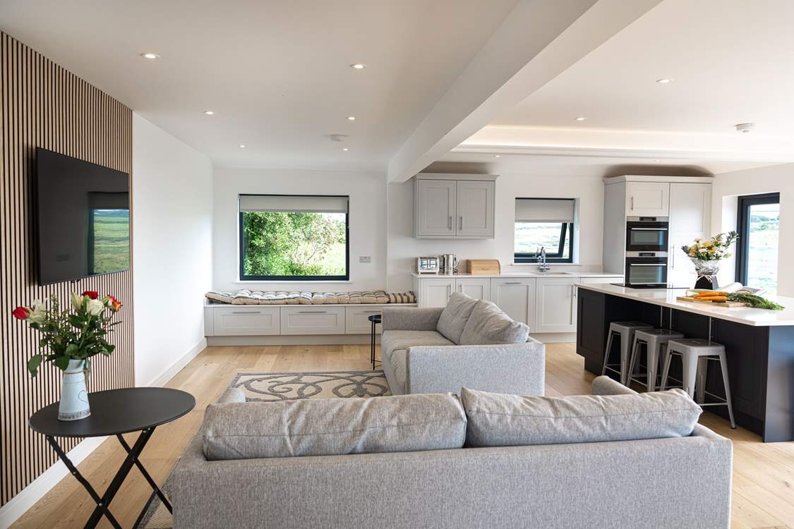 Sleek, spacious and ideal for socialising or for holiday relaxation. 