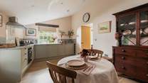 The kitchen/diner offers the perfect spot to cook up a storm!