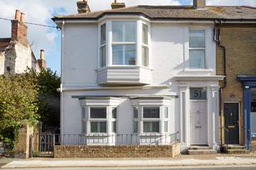 Welcome to Alton House, a substantial period holiday home located in Bembridge, an award-winning coastal village.