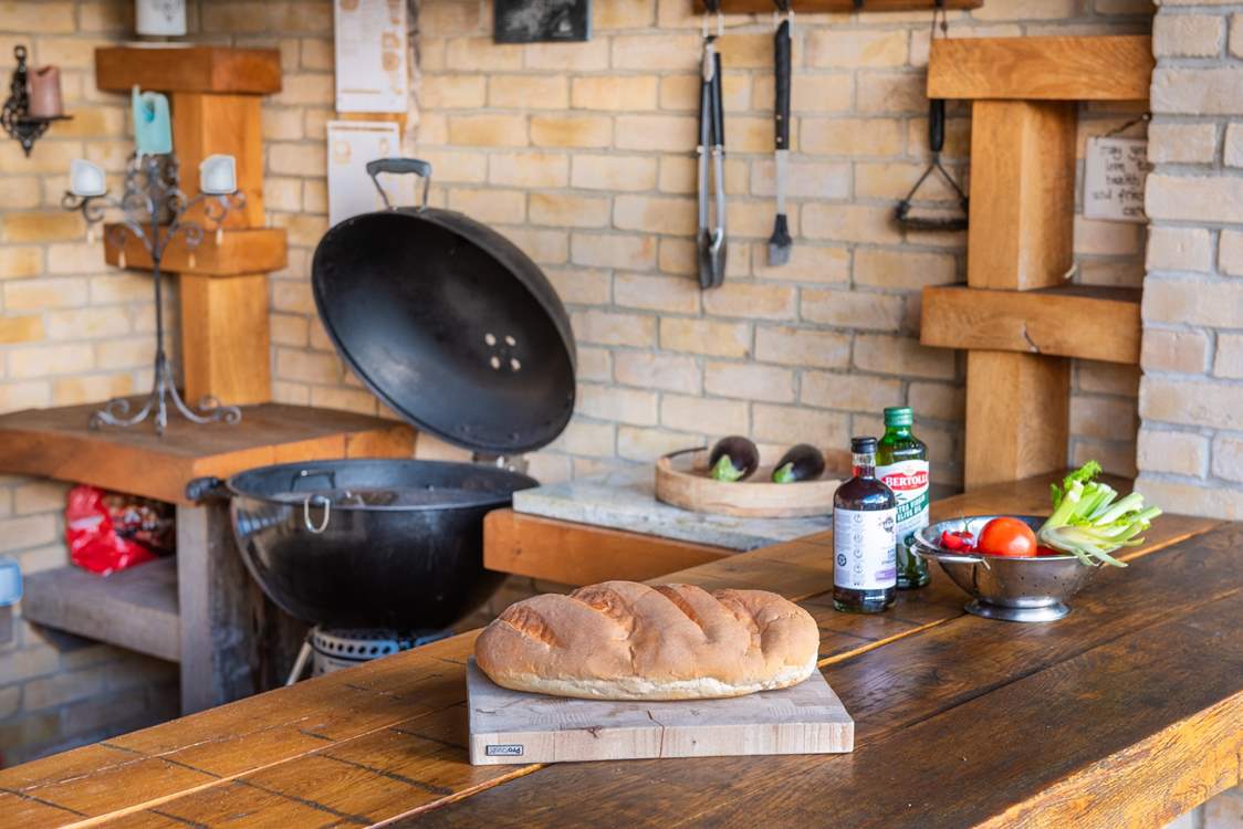 Barbecue tongs at the ready!