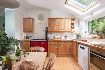 The lovely and light kitchen area.