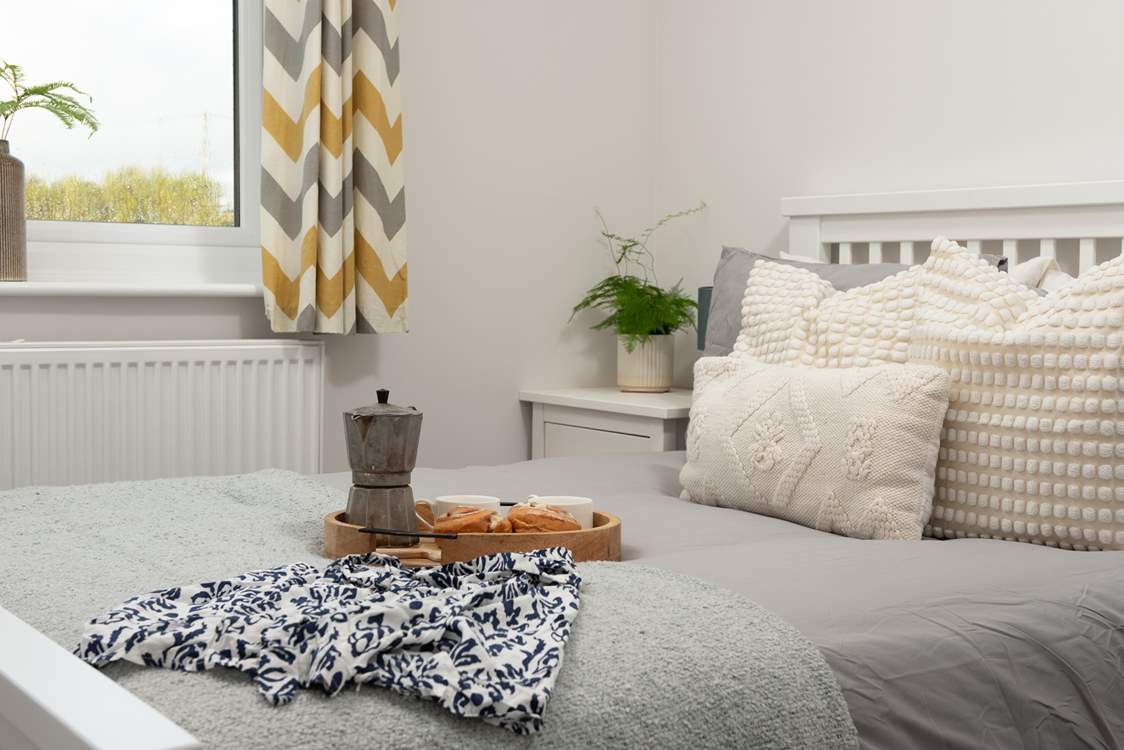 Breakfast in bed? You are on holiday after all (Bedroom 3).