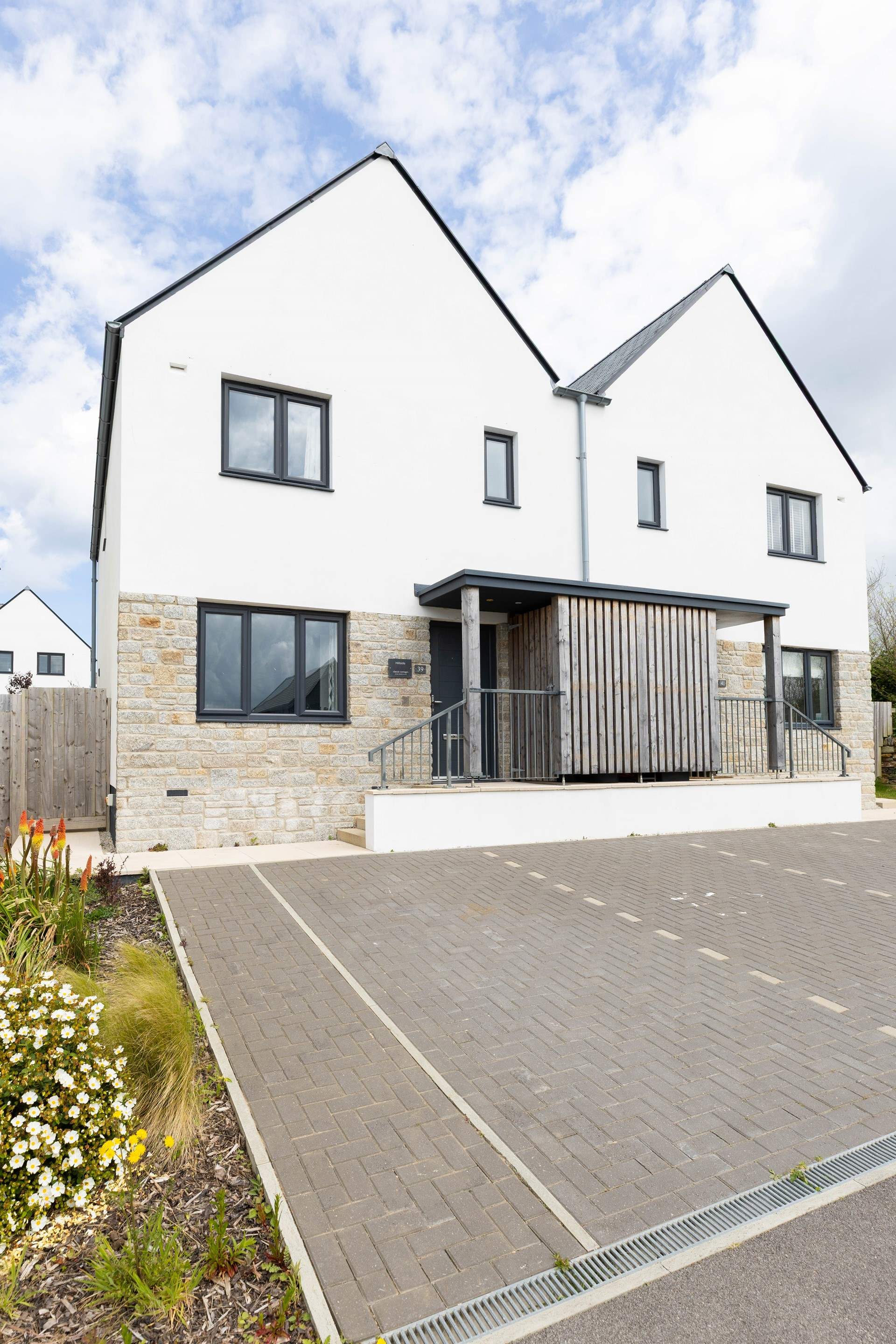 Welcome to Hillside located on a quiet development and there is parking for two cars. 