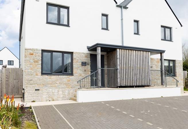 Welcome to Hillside located on a quiet development and there is parking for two cars. 