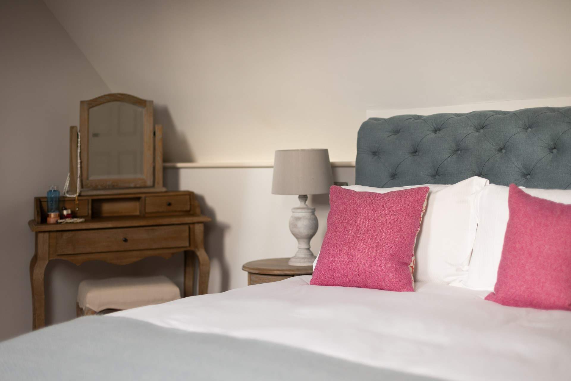 Get ready for a night out at the pretty dressing table. 