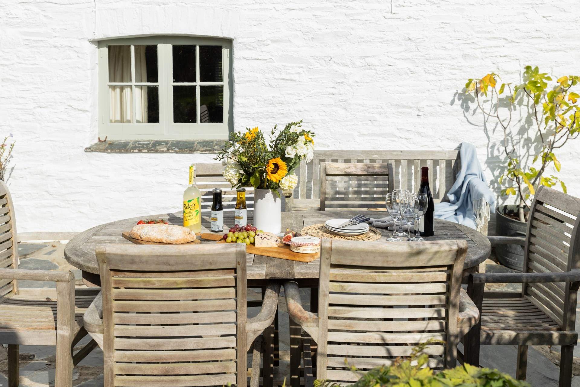 Get everyone together to enjoy the outside space. 