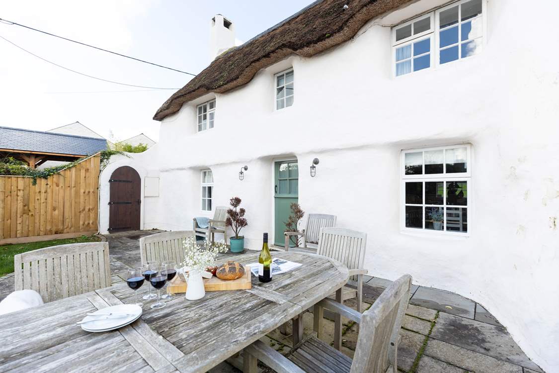 Enjoy the sunny garden for some al fresco dining.