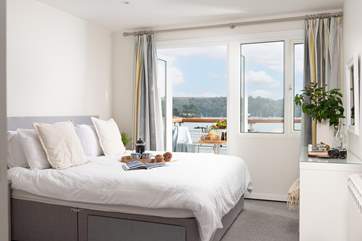 Wake up to the views of St Mawes.