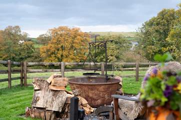 Watch the landscape flourish in spring and turn to a coppery canvas during autumn.