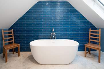 Enjoy a soak in the en suite bath after a day's hiking.
