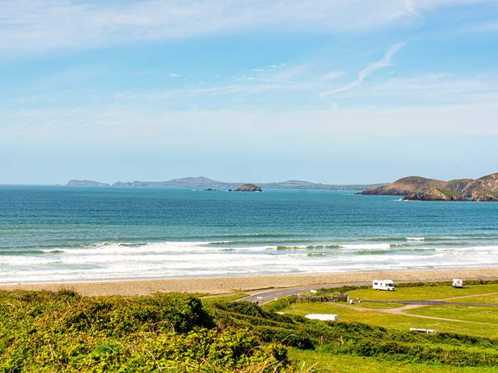 Beach Seekers, Sleeps 8 in St Davids