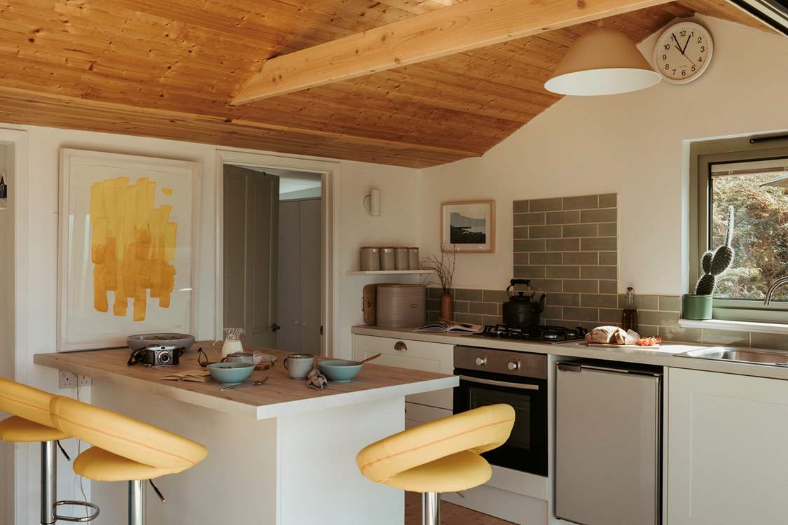 Enjoy breakfast sat at the island while planning the day's adventures.