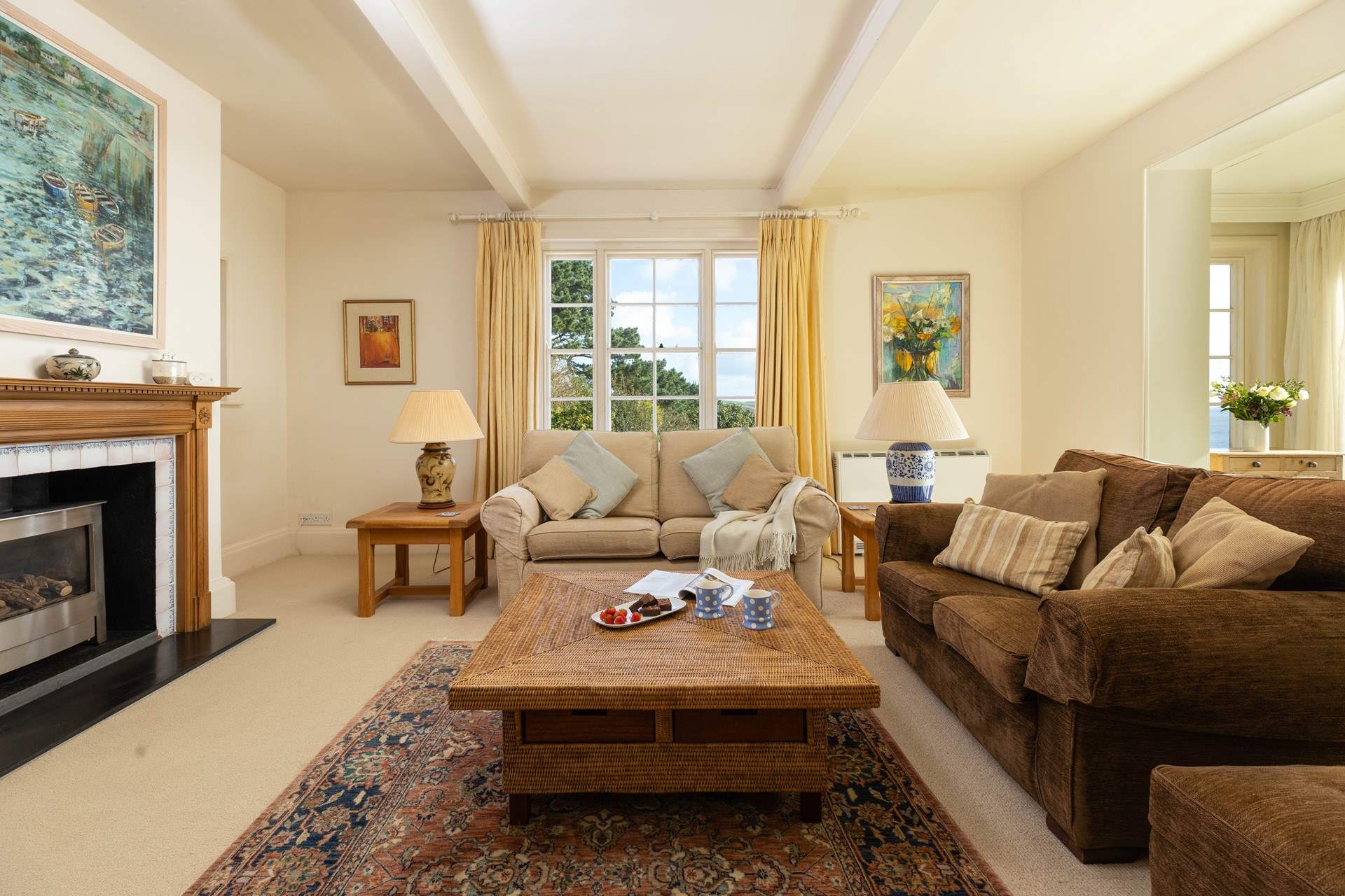 The sitting-room has a log-effect gas fire. 