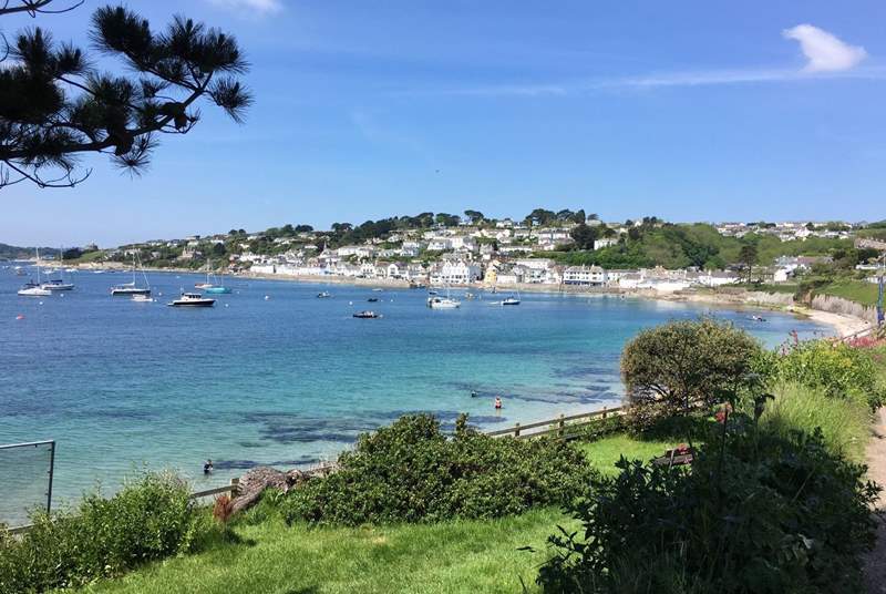 Visit St Mawes and catch the ferry to Falmouth.
