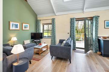 Throw open the door for a cooling breeze on summer days.