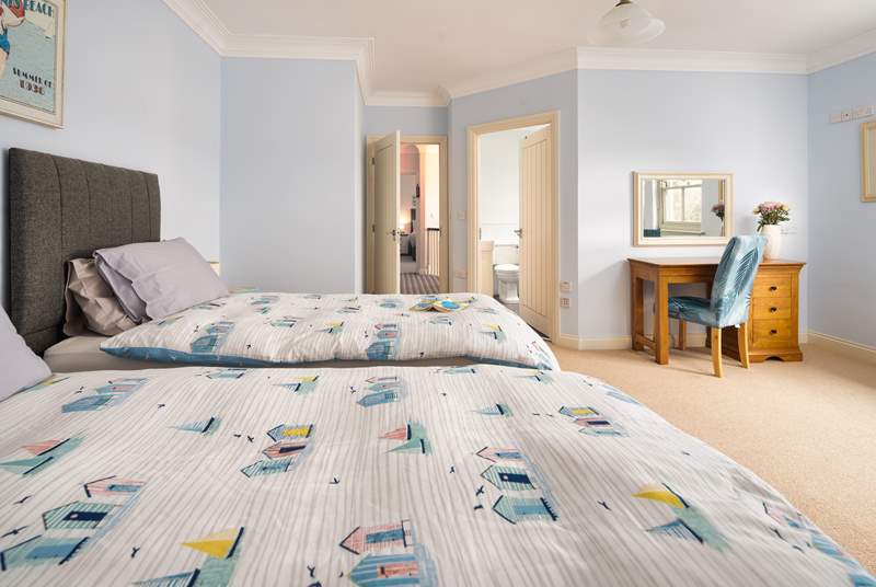 Well appointed en suite twin room with wonderful waterway views. These beds may be pushed together to make a double bed (please state when booking if you would like this). 