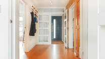 The entrance hall with eco-friendly cork flooring.