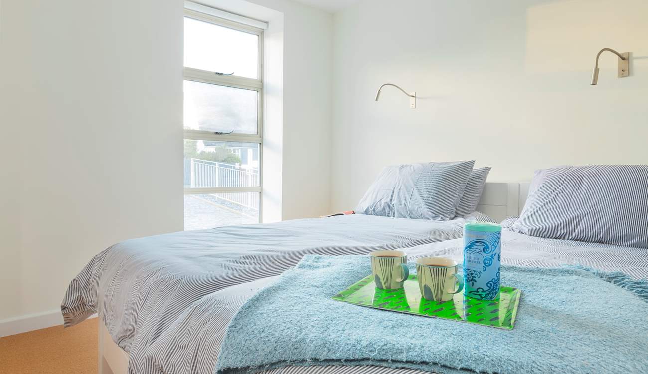 The efficient reading lights over the beds, easy to reach up and switch on and off.