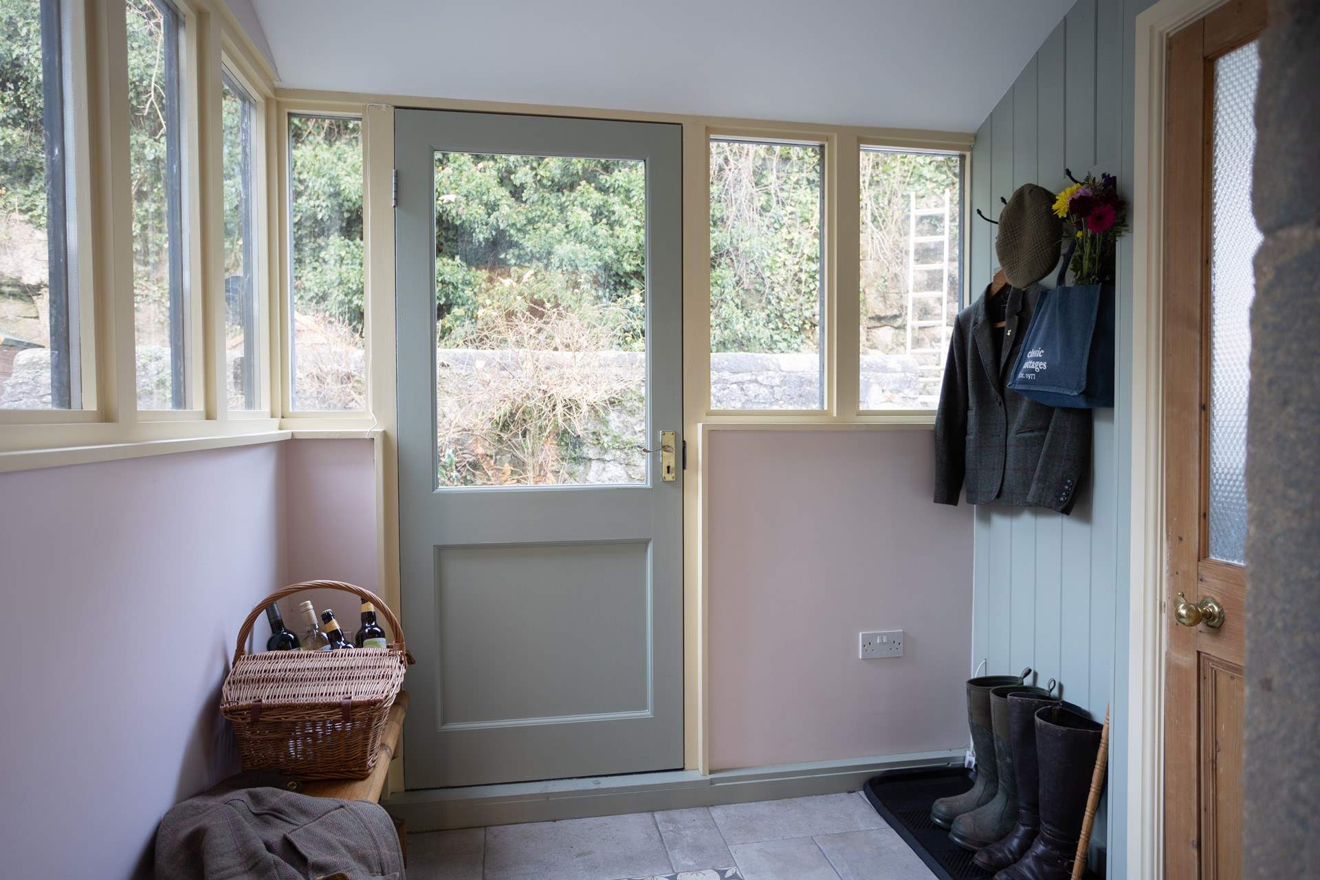 Take off your boots and coats.