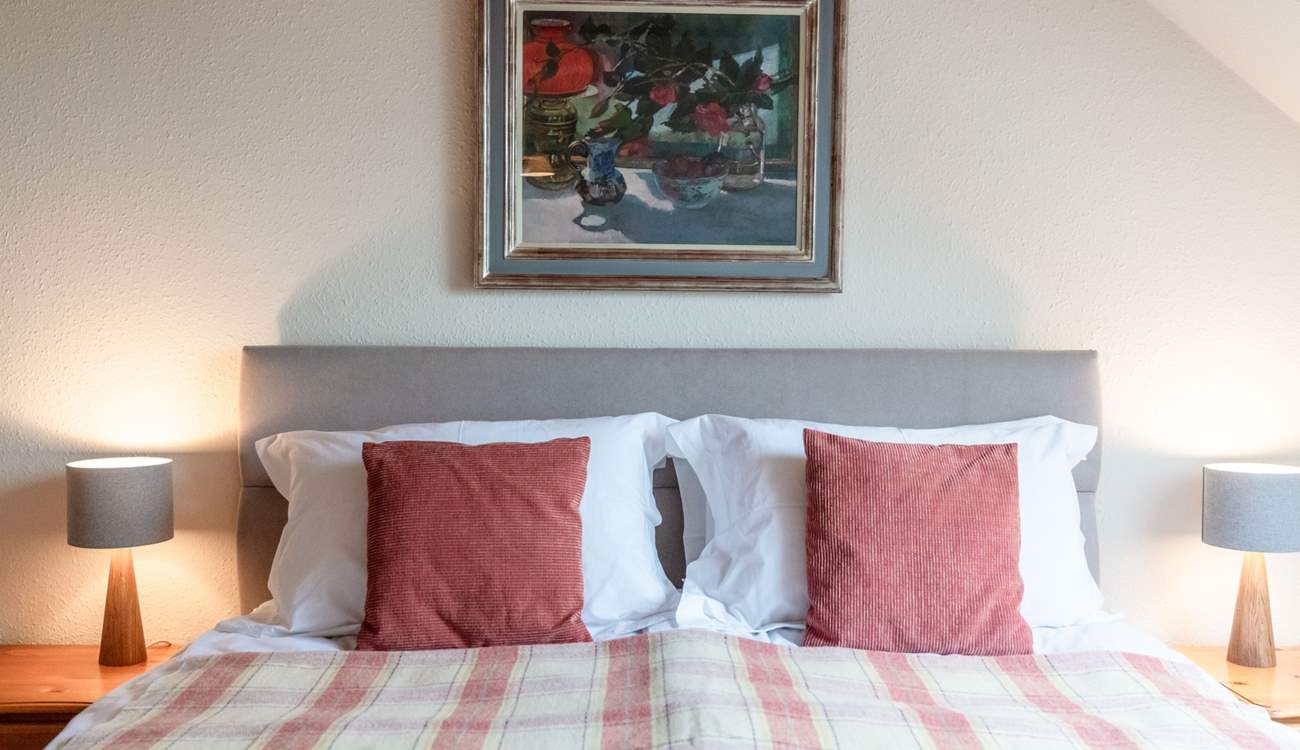 This spacious super-king room with a sea view is on the first floor. 