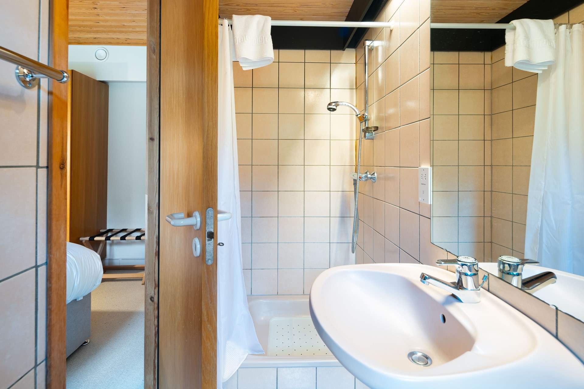 The first floor shower-room.