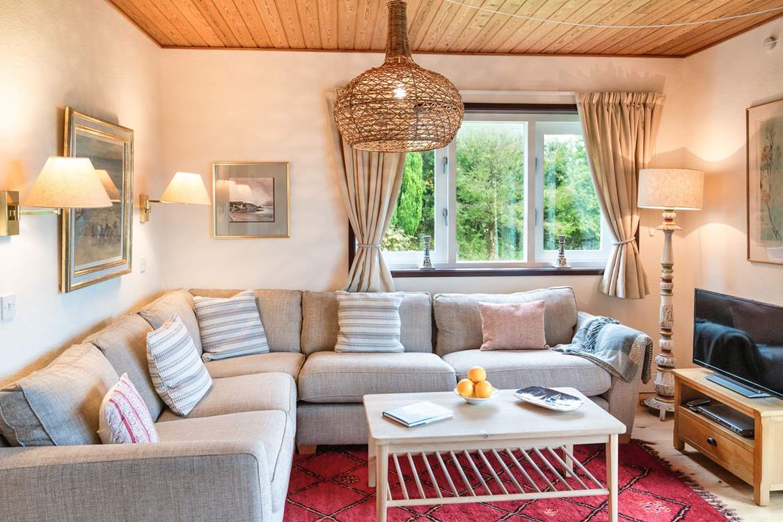 Refurbished to a high standard, Cae Cwsg has everything you need for a relaxing, comfortable holiday.