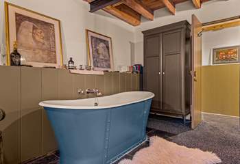 Bedroom one also has an en suite WC and wash-basin tucked away.