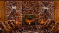 Many cosy nights can be enjoyed in the under-cover fire-pit area. Watching the nightlife dance in front of your eyes is a treat to savour.
