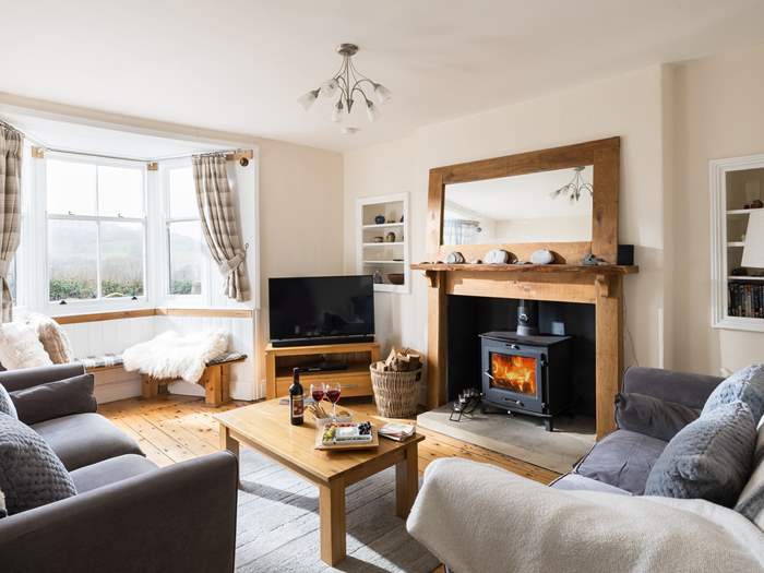 Hillrise, Sleeps 7 in Whitby