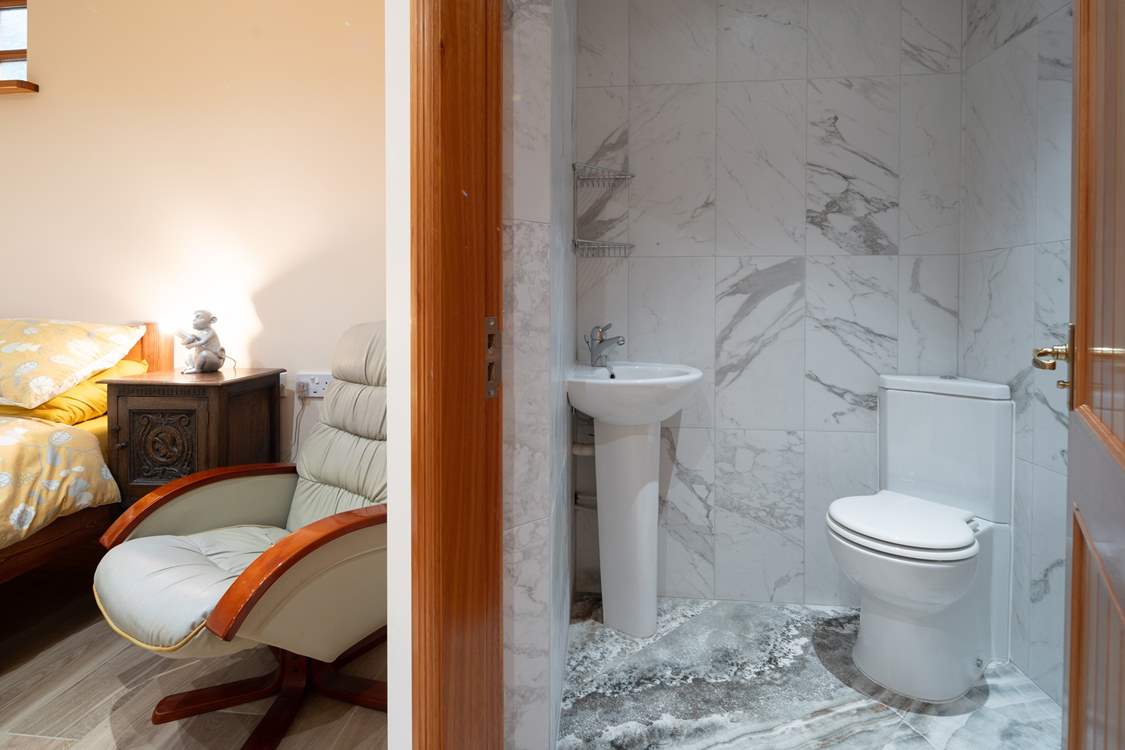 The stylish en suite.