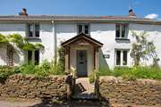 What a charming cottage.