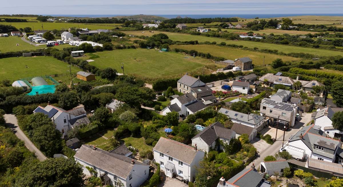 Old Kiddlywinks is bottom left of the photo -  as you can see it is hardly any distance from the sea!