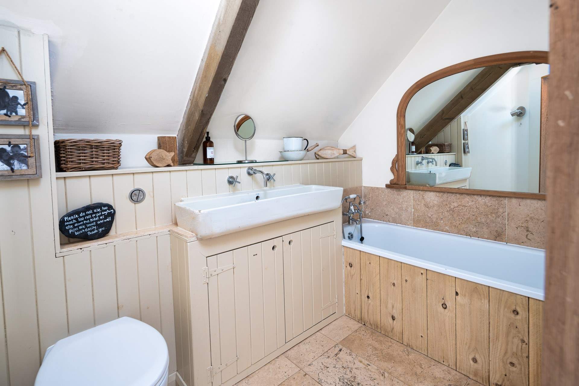 Enjoy a hot bubble bath after a beach day in the en suite bathroom. 