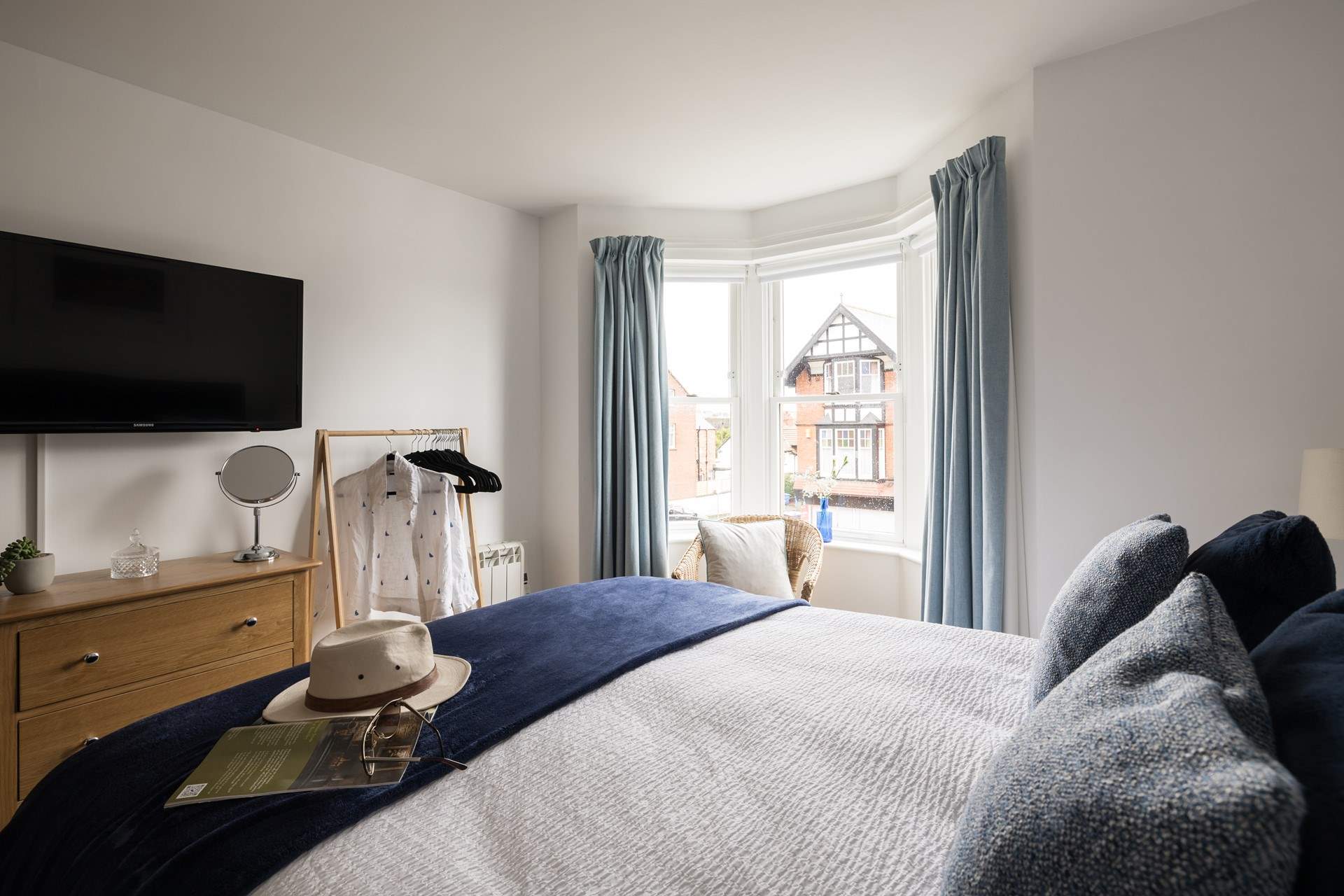 Enjoy relaxing in bed and watching the TV.