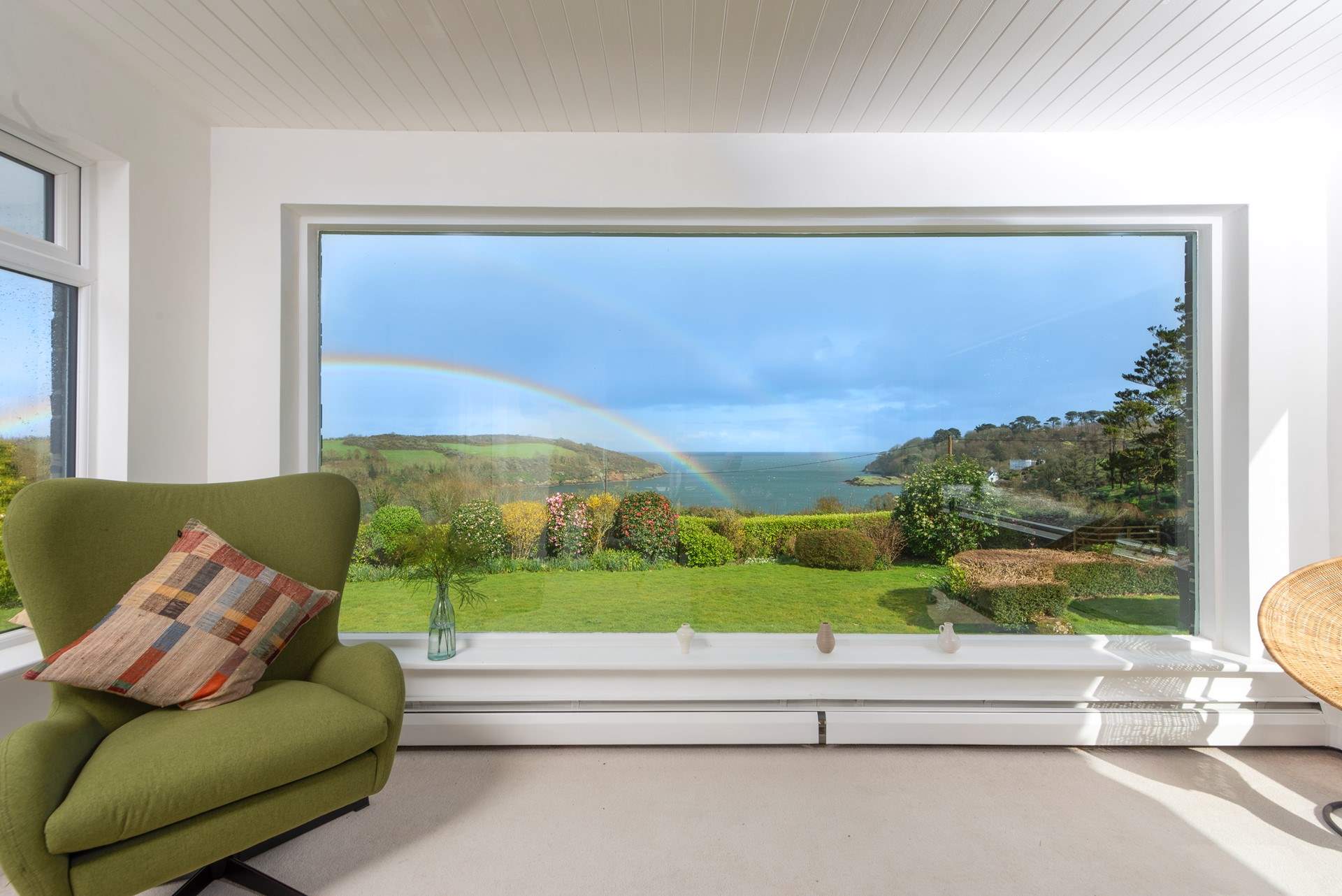 Welcome to Spinneywood! A captivating aspect from this panoramic palace.