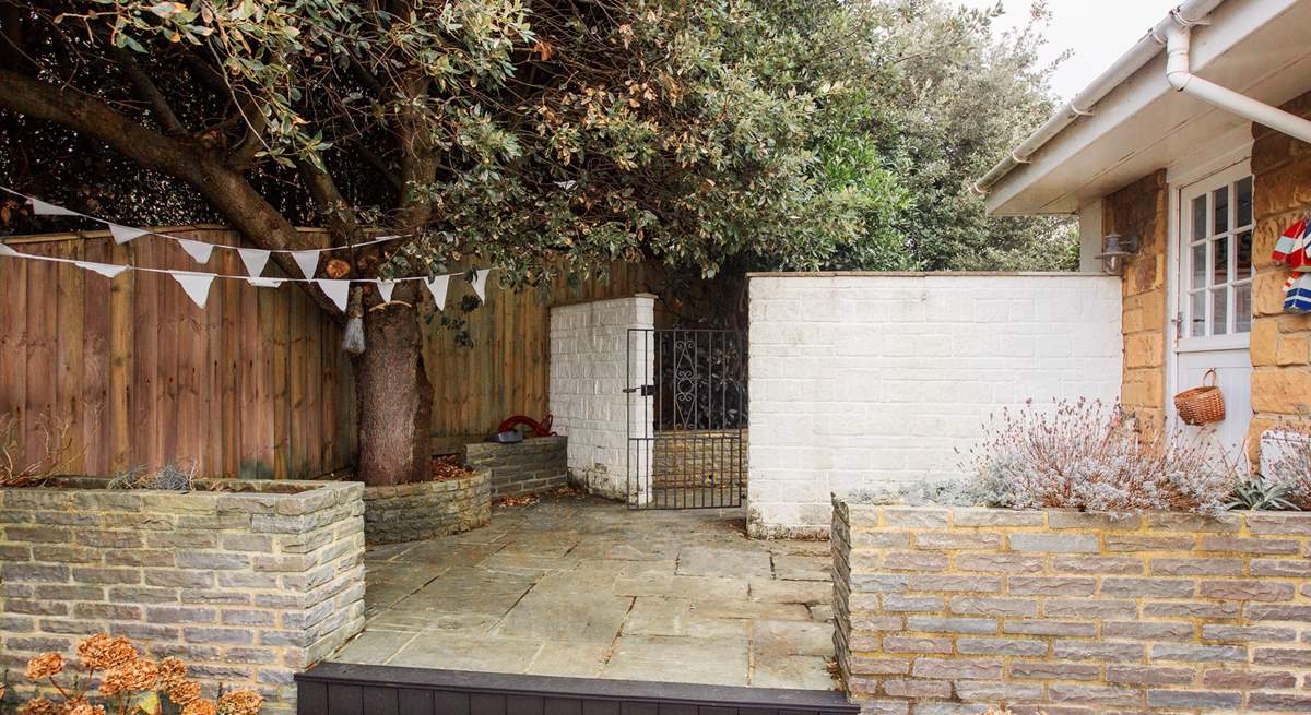 The side gate to the property  and door leading in to the kitchen.