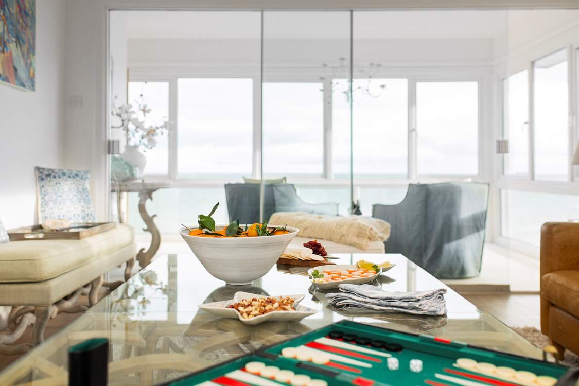 Backgammon and nibbles, the perfect way to relax after a busy day on the island.