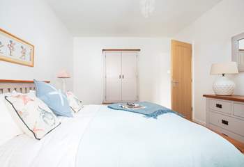 Relax in the second double bedroom on the lower ground floor.