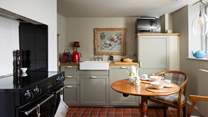 Enjoy meal times together in the kitchen.