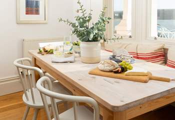 Sociable dining at its best!