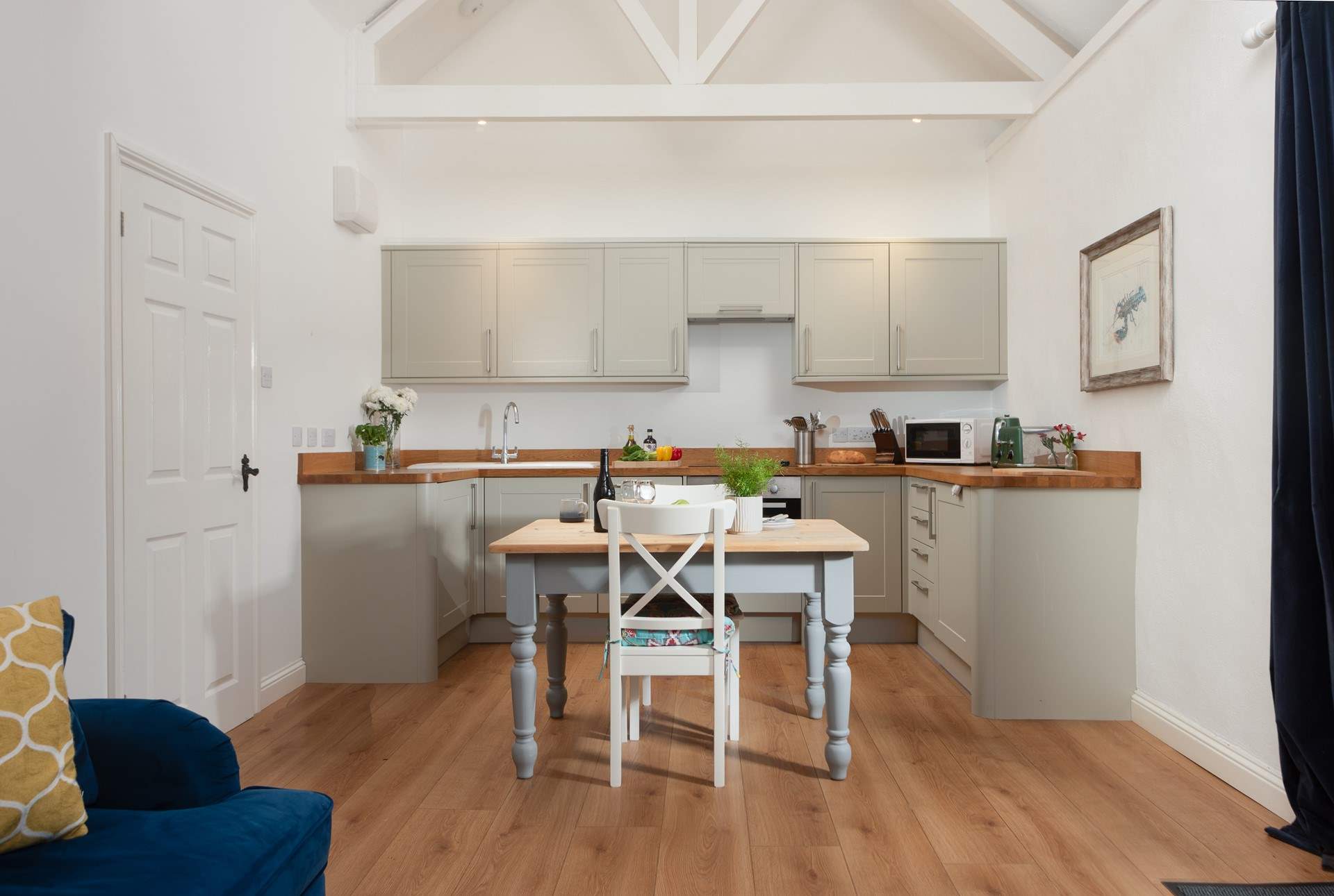 Open plan and oodles of space to relax.