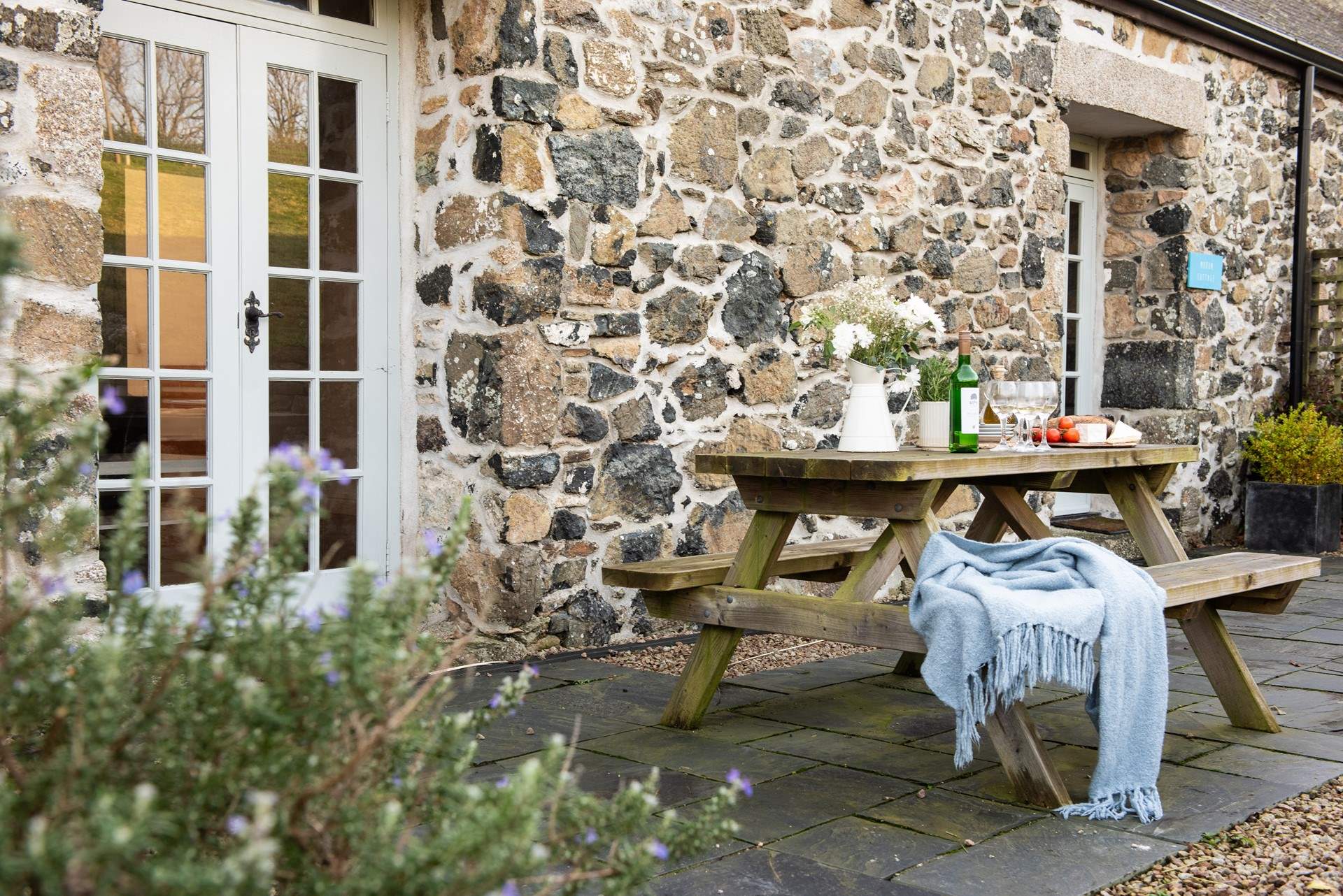 Serpentine and rosemary.