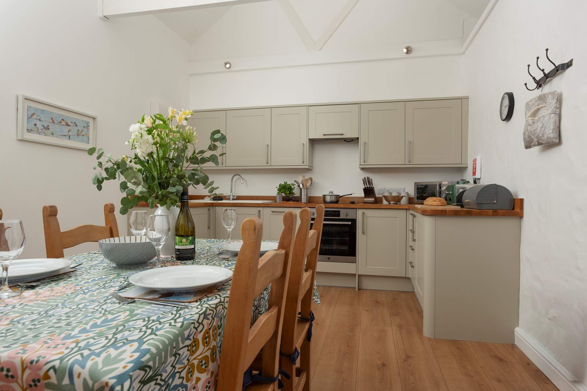 A fabulous open plan abode, with grand vaulted ceilings.