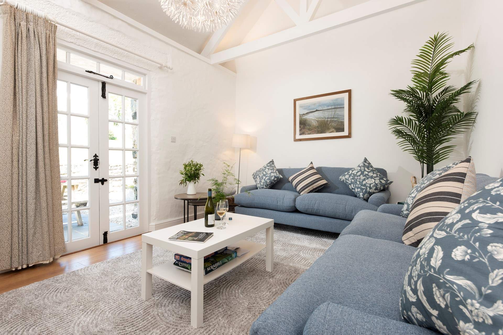 A stylish cottage for four.